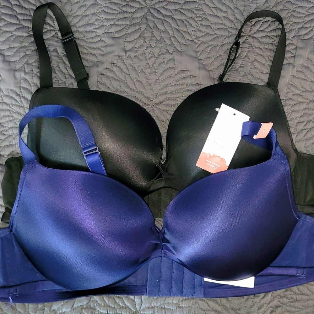 Two Cacique max boost plunge bras 42C